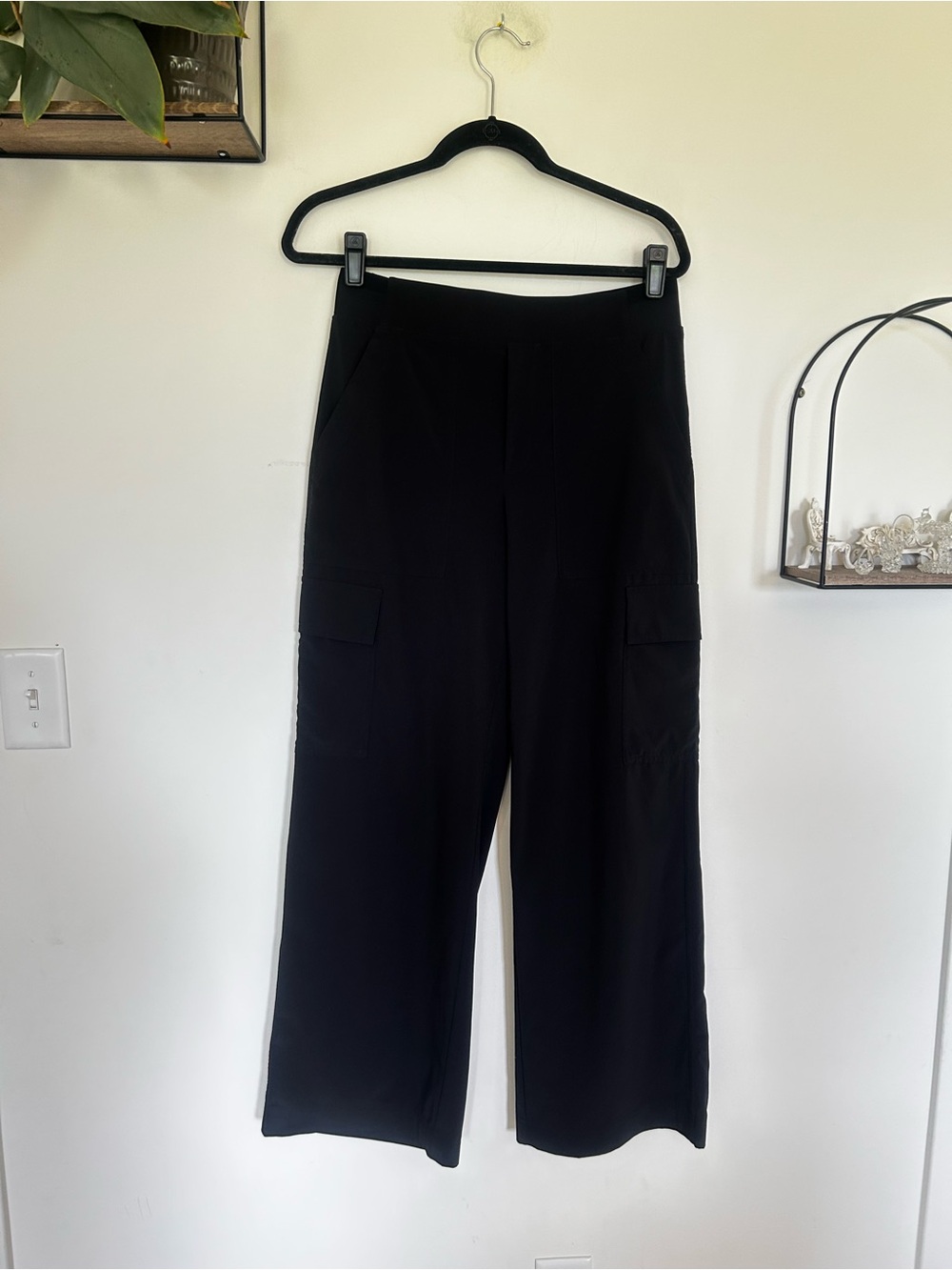 Athleta Black Brooklyn Heights High Rise Cargo Pant Size 6